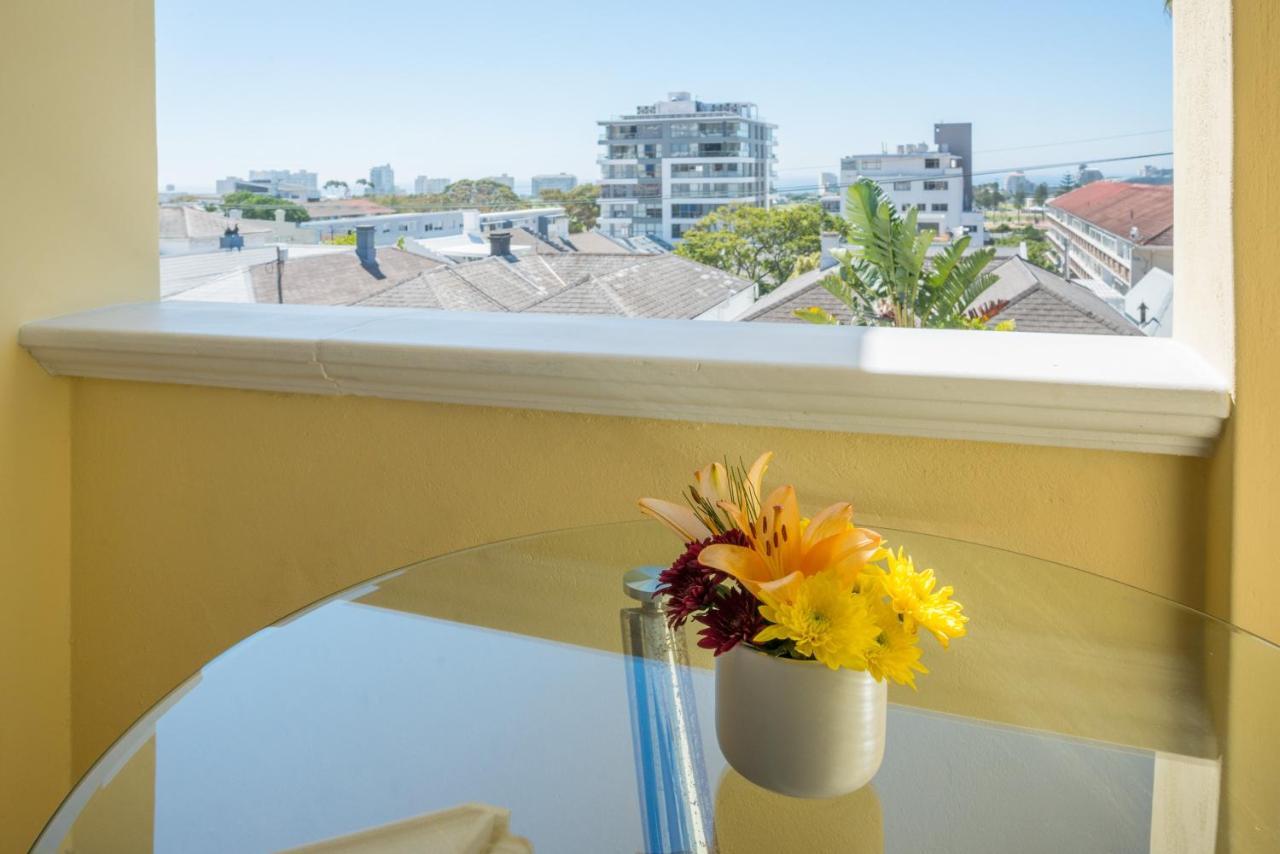 Stadium Guest House Cape Town Bagian luar foto