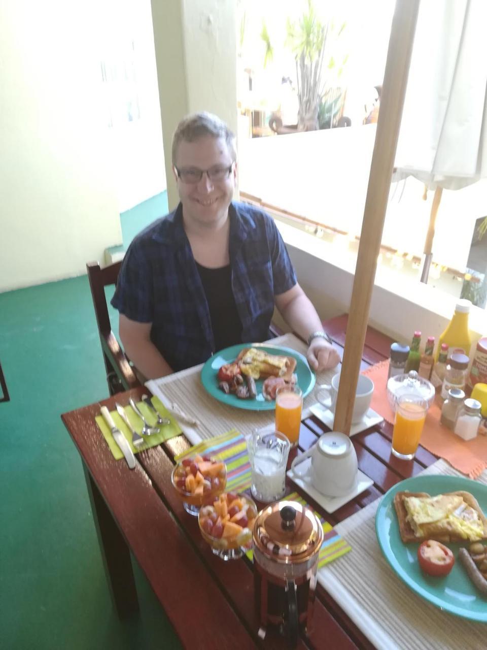 Stadium Guest House Cape Town Bagian luar foto